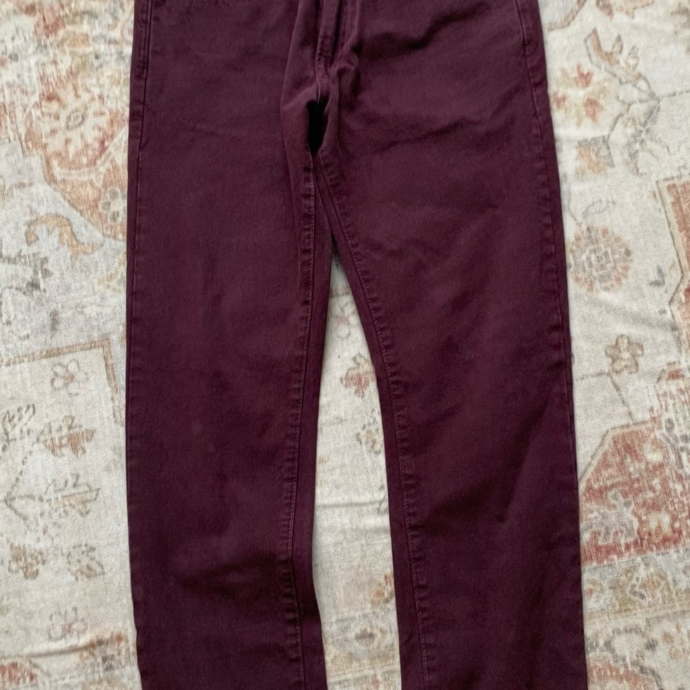 GAP Men's Jeans in Deep Burgundy